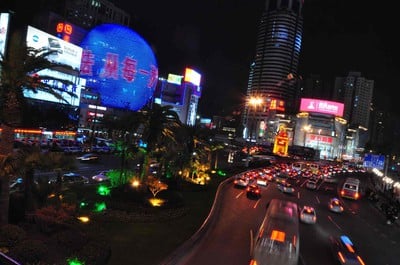 shanghai-by-night_858307081.jpg