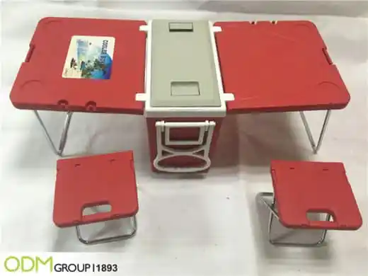 outdoor-promotions_3 Cooler box with table
