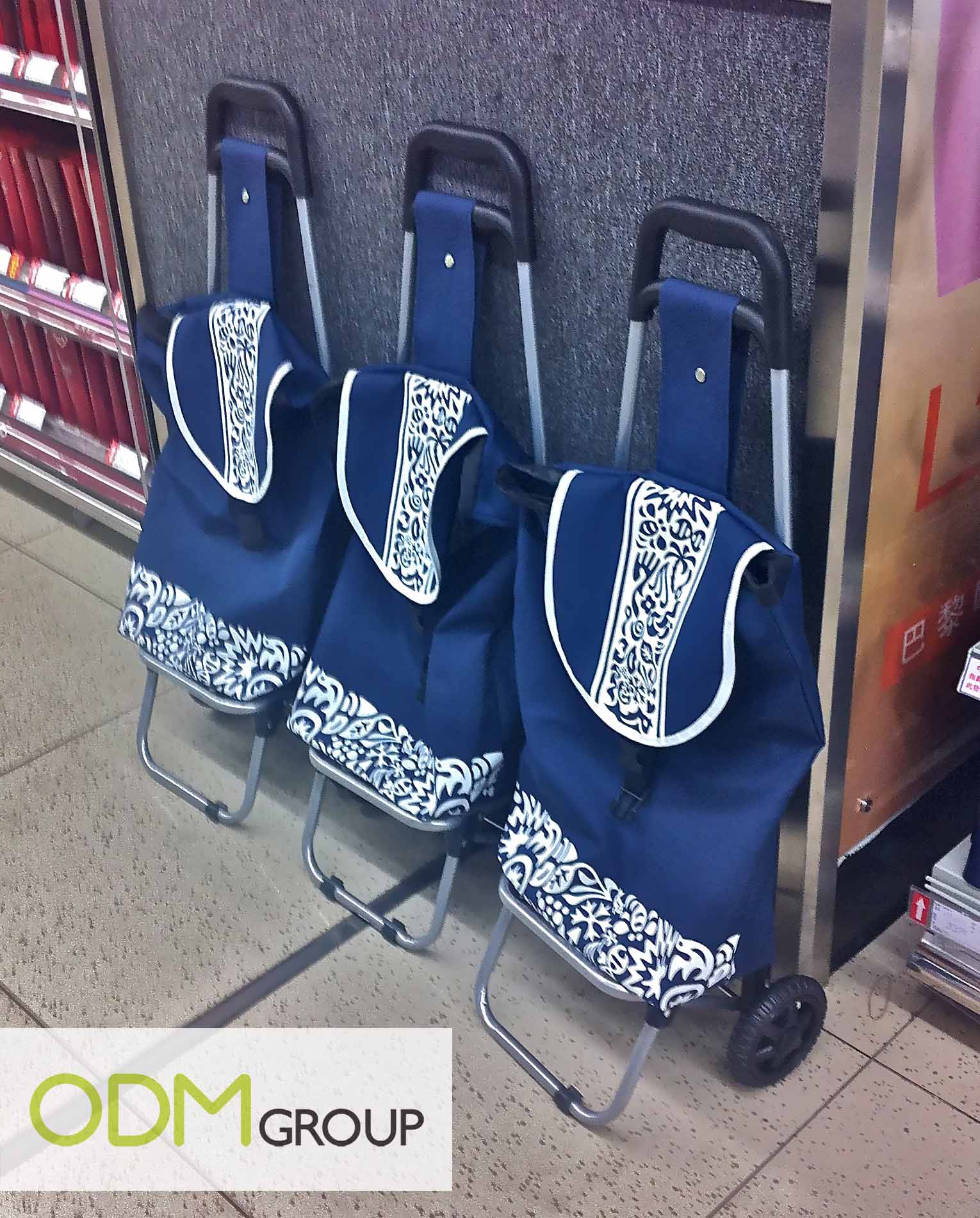 Clear-Promotional-Gift-Trolly-Bag.jpg