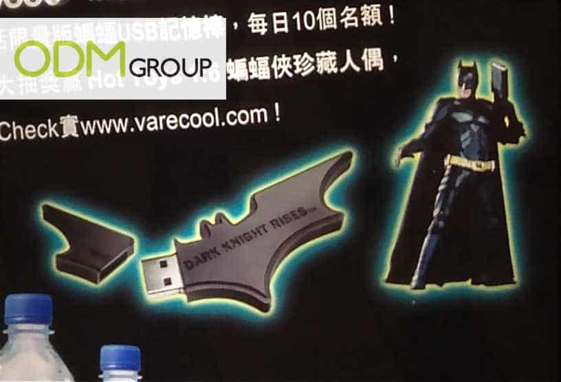 Dark-Knight-USB-Key-and-Figurines.jpg