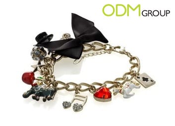 Charm Bracelet Gift with Purchase by Accesorize