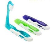 Giveaway for travellers: Foldable Toothbrushes