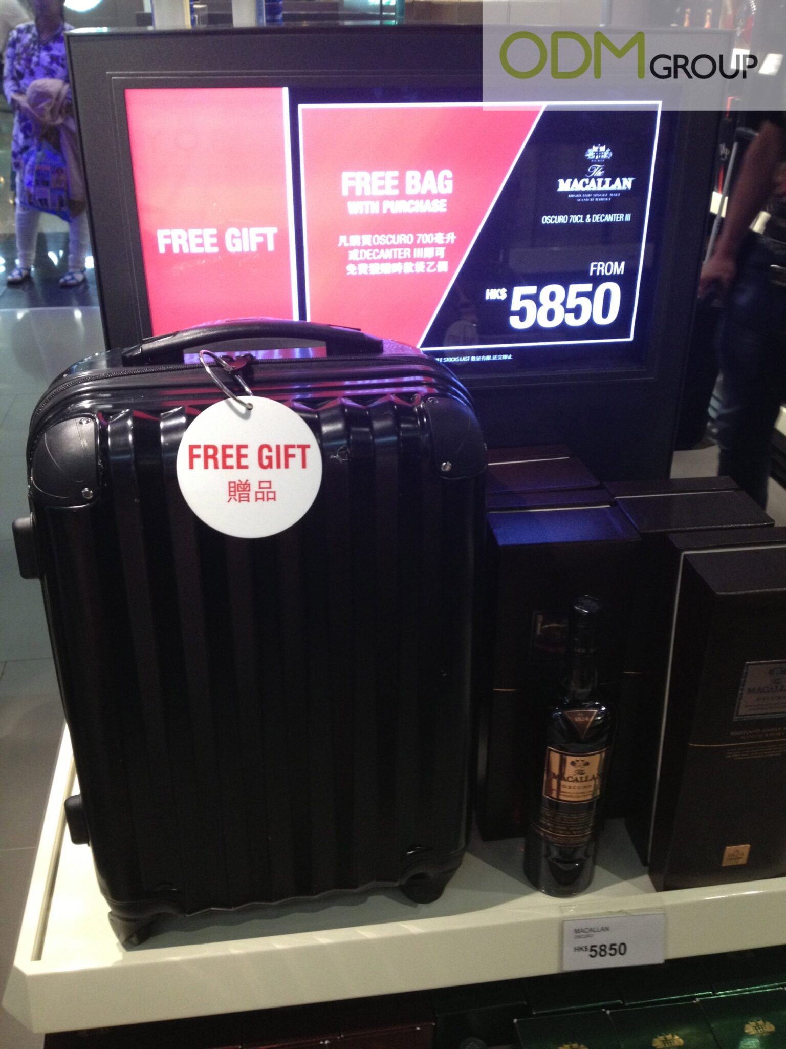 Lug Your Giveaway with Macallan!