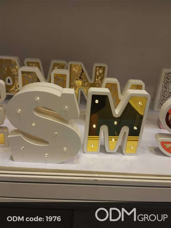 custom display letters