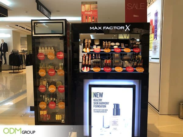 Custom Makeup Display by Max Factor Promotes Brand Interaction