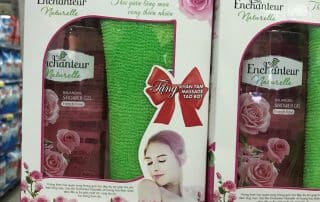 Practical on pack promo gift by Enchanteur Naturelle