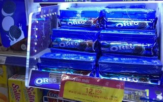 Oreos Outshines Competitors With LED In-Store Display
