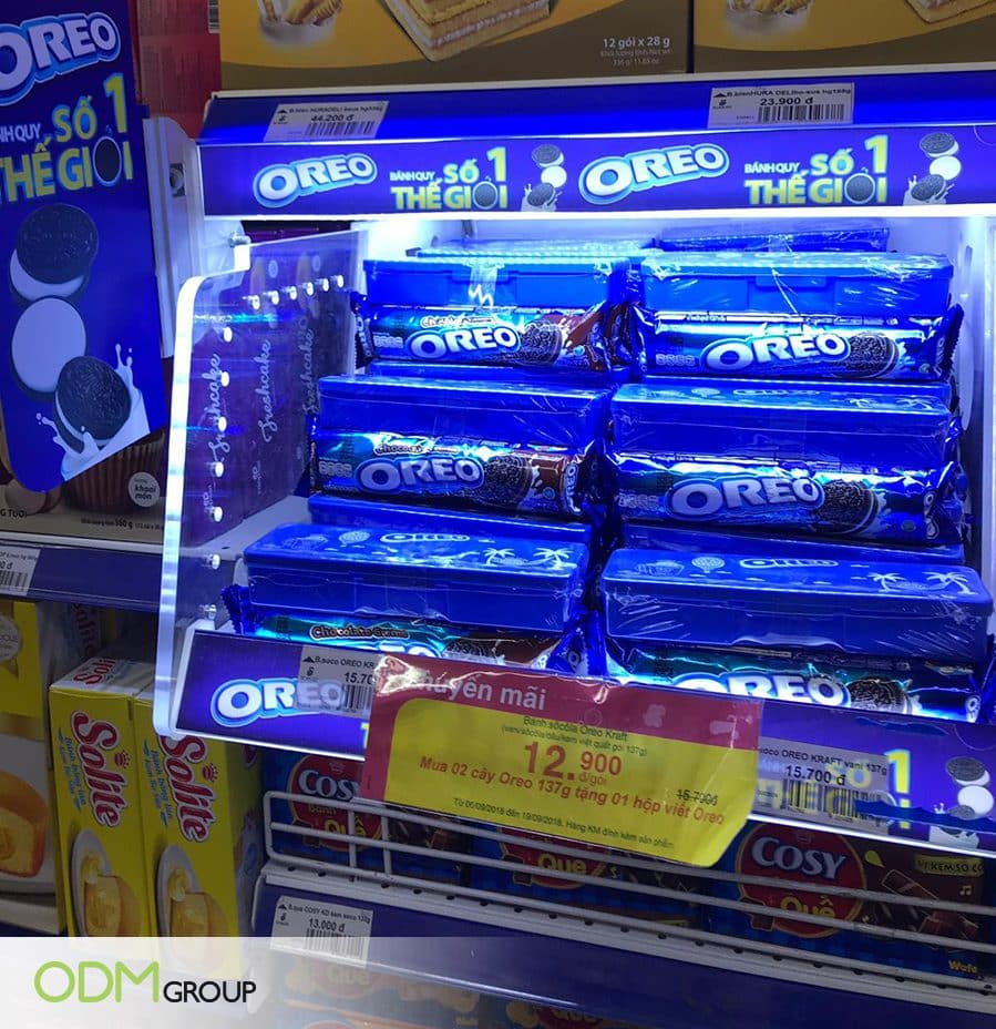 Oreos Outshines Competitors With LED In-Store Display