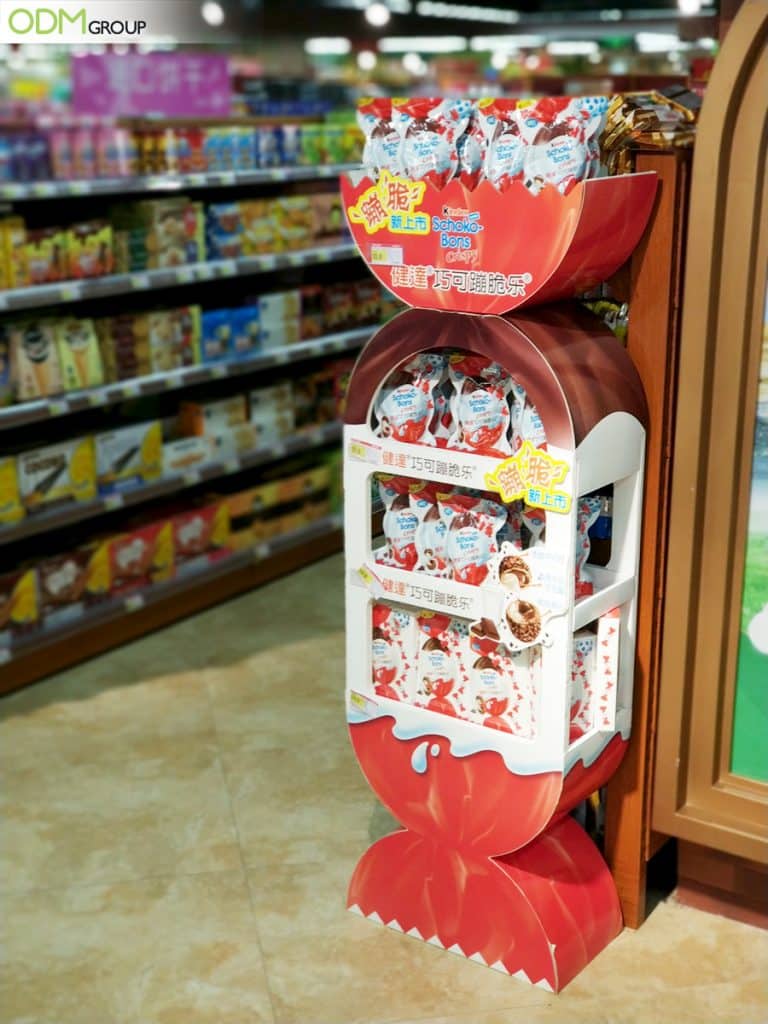 Impressive FreeStanding Shop Display Boosts Kinder’s Brand Traction