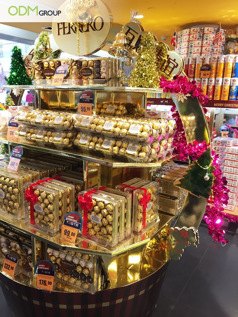 Alcohol aisle Ferrero Wows Shoppers With This Holiday POS Display - The ODM Group