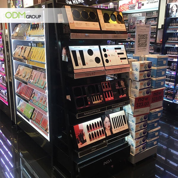 5 Tips on How to Design An Engaging Merchandise Display Rack
