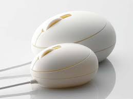 Egg-shaped computer mouse