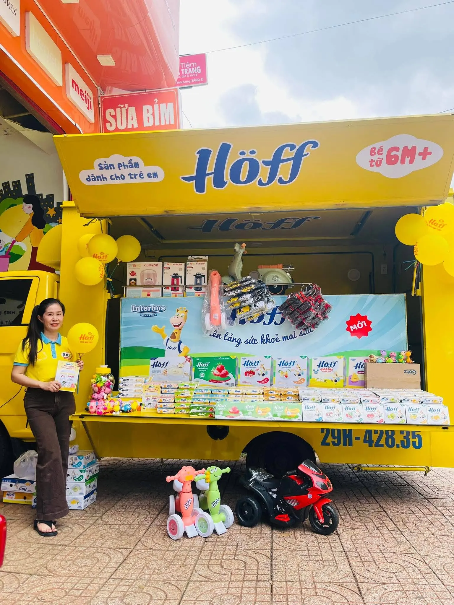 hoff-pop-up-event-2