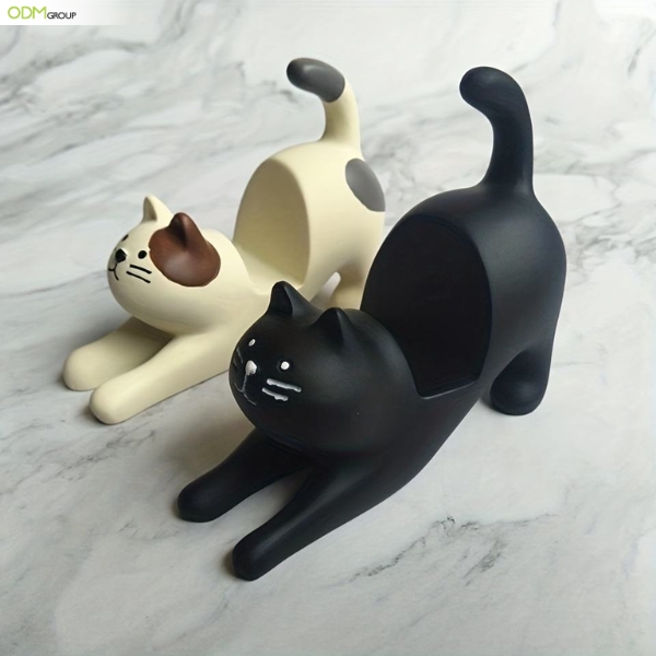 custom-animal-style-resin-phone-holder-2 custom-animal-style-resin-phone-holder-2