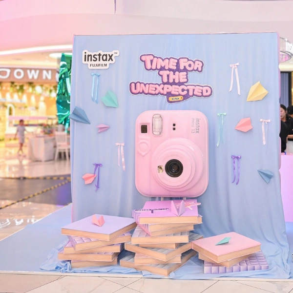 fujifilm-instax-mini-13-camera-event-5 fujifilm-instax-mini-13-camera-event-5