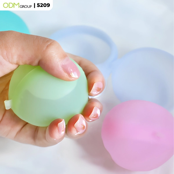 magnetic-reusable-water-balloons-1 magnetic-reusable-water-balloons-1