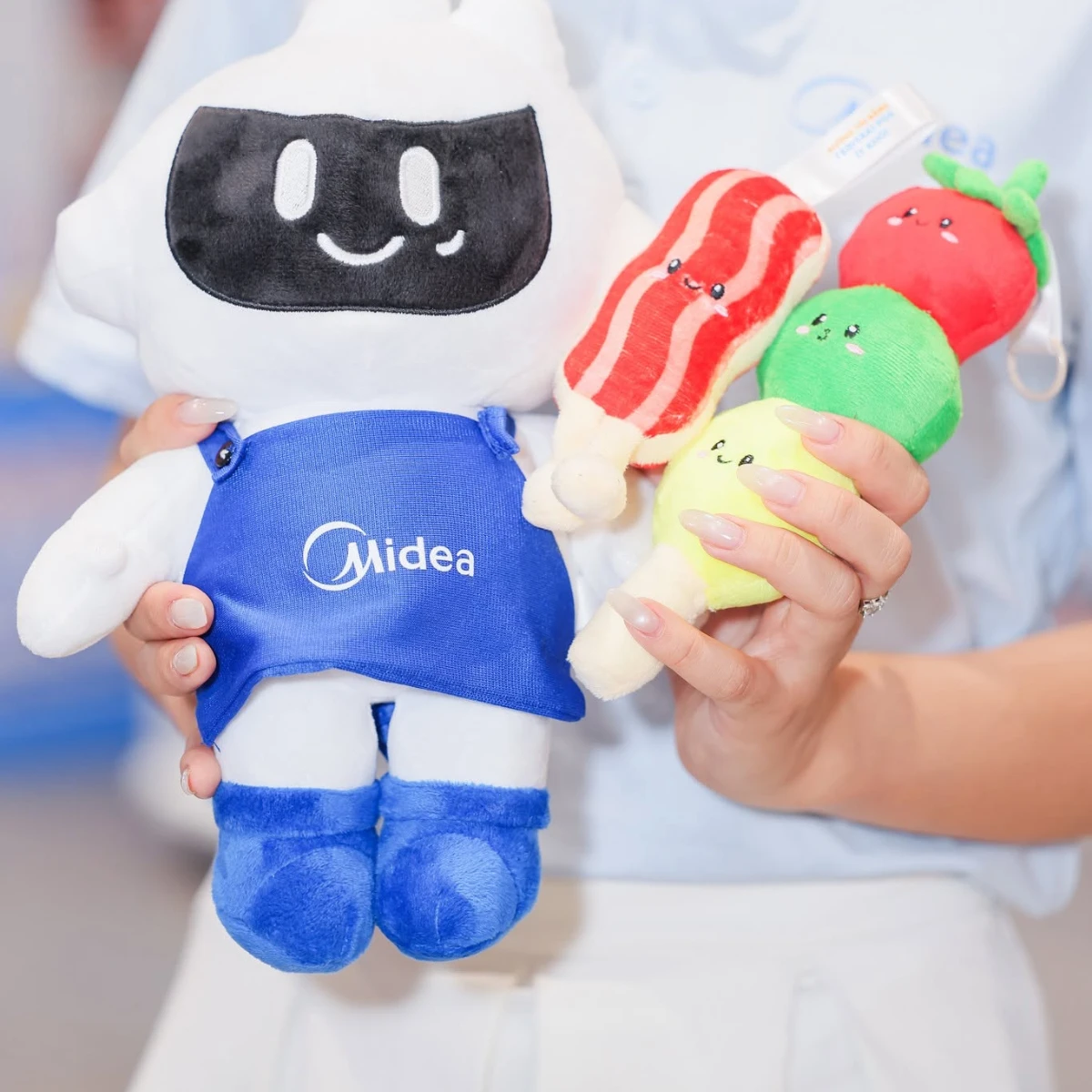 midea-consumer-electronics-marketing-3 midea-consumer-electronics-marketing-3