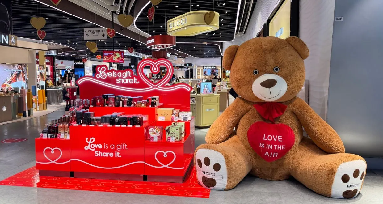 unifree-duty-free-launched-its-love-is-a-gift-share-it unifree-duty-free-launched-its-love-is-a-gift-share-it